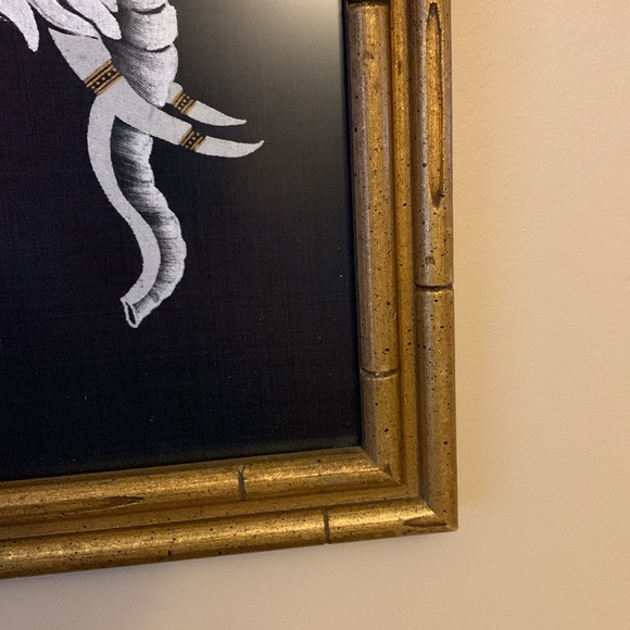 VTG MCM Oriental style hand painted ornate elephants on black silk framed art - Picture 7 of 10